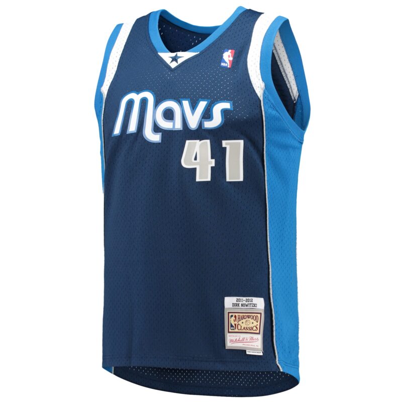 Dirk Nowitzki Dallas Mavericks Mitchell & Ness 2011/12 Hardwood Classics Swingman Jersey - Navy - Image 2