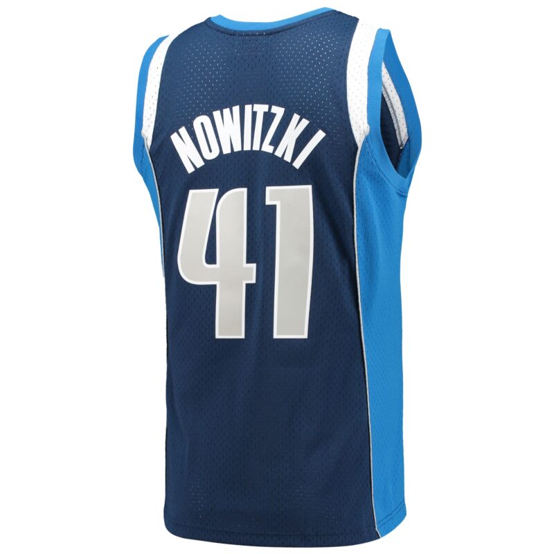 Dirk Nowitzki Dallas Mavericks Mitchell & Ness 2011/12 Hardwood Classics Swingman Jersey - Navy - Image 3