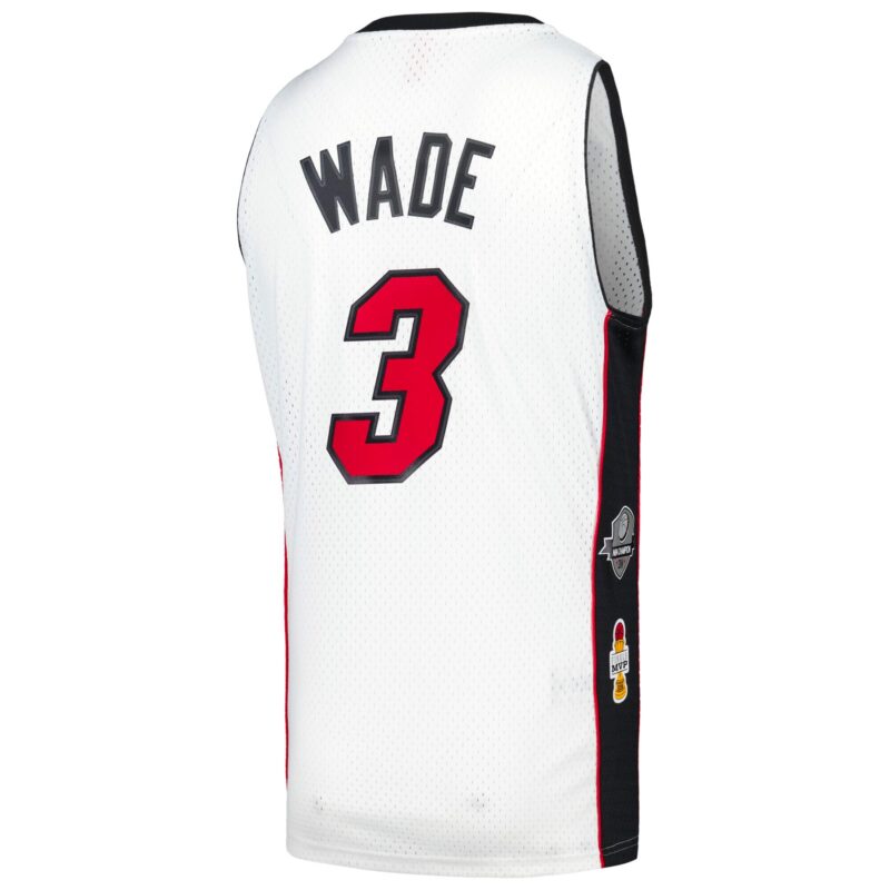 Dwyane Wade Miami Heat Mitchell & Ness Unisex Hall of Fame Class of 2023 Throwback Swingman Jersey - White - Image 3